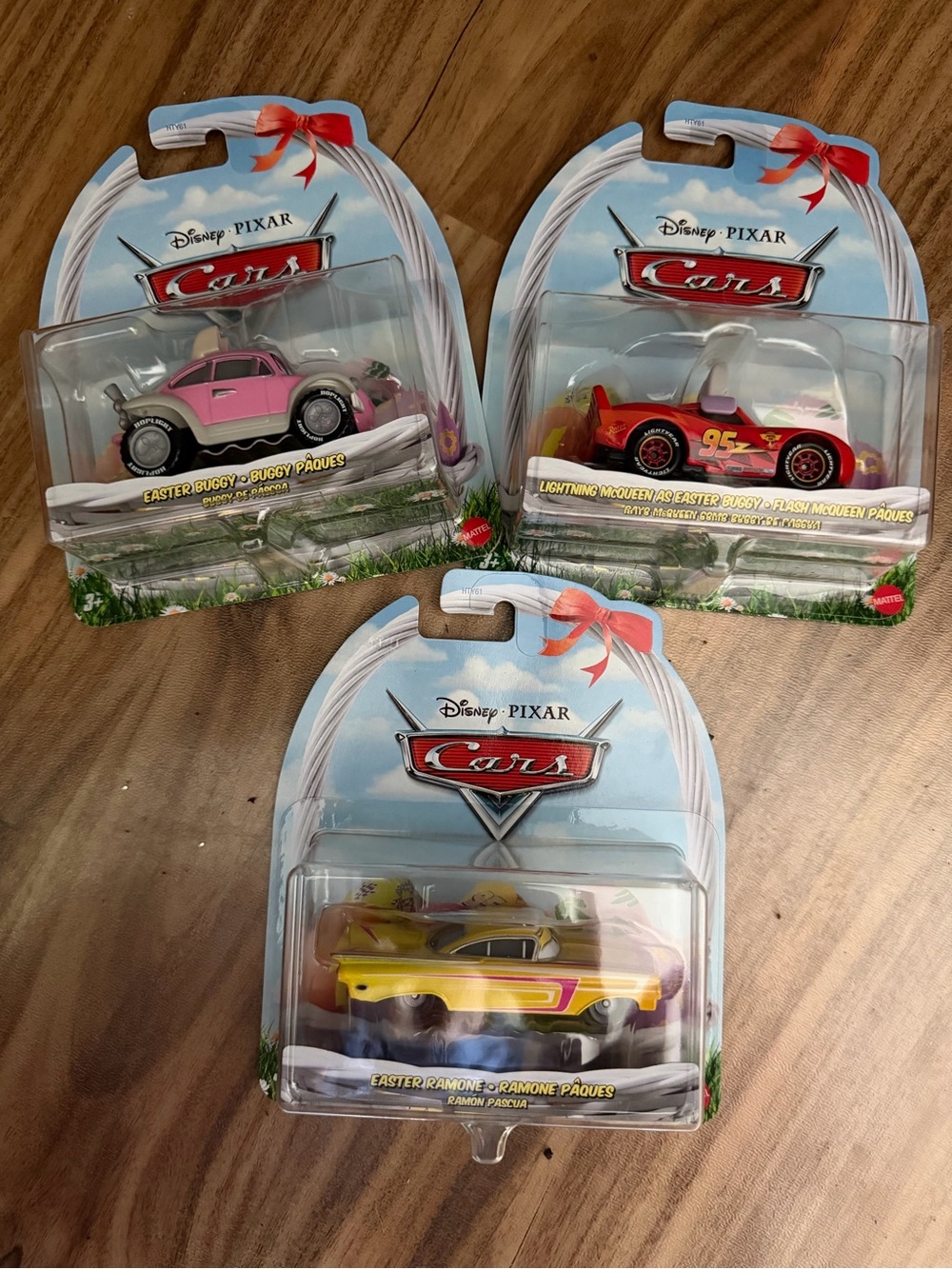 Disney Pixar Cars Easter Vehicle Pack - Ramone Lightning McQueen & Pink Buggy